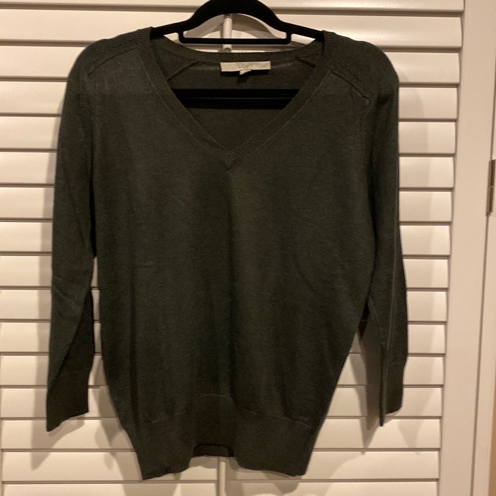 Dark green Loft V-neck sweater, size Small,long sleeves, 60% acrylic/40% nylon.